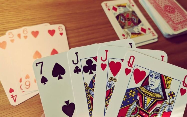 What Changes When Casino Card Games Move to Digital Platforms